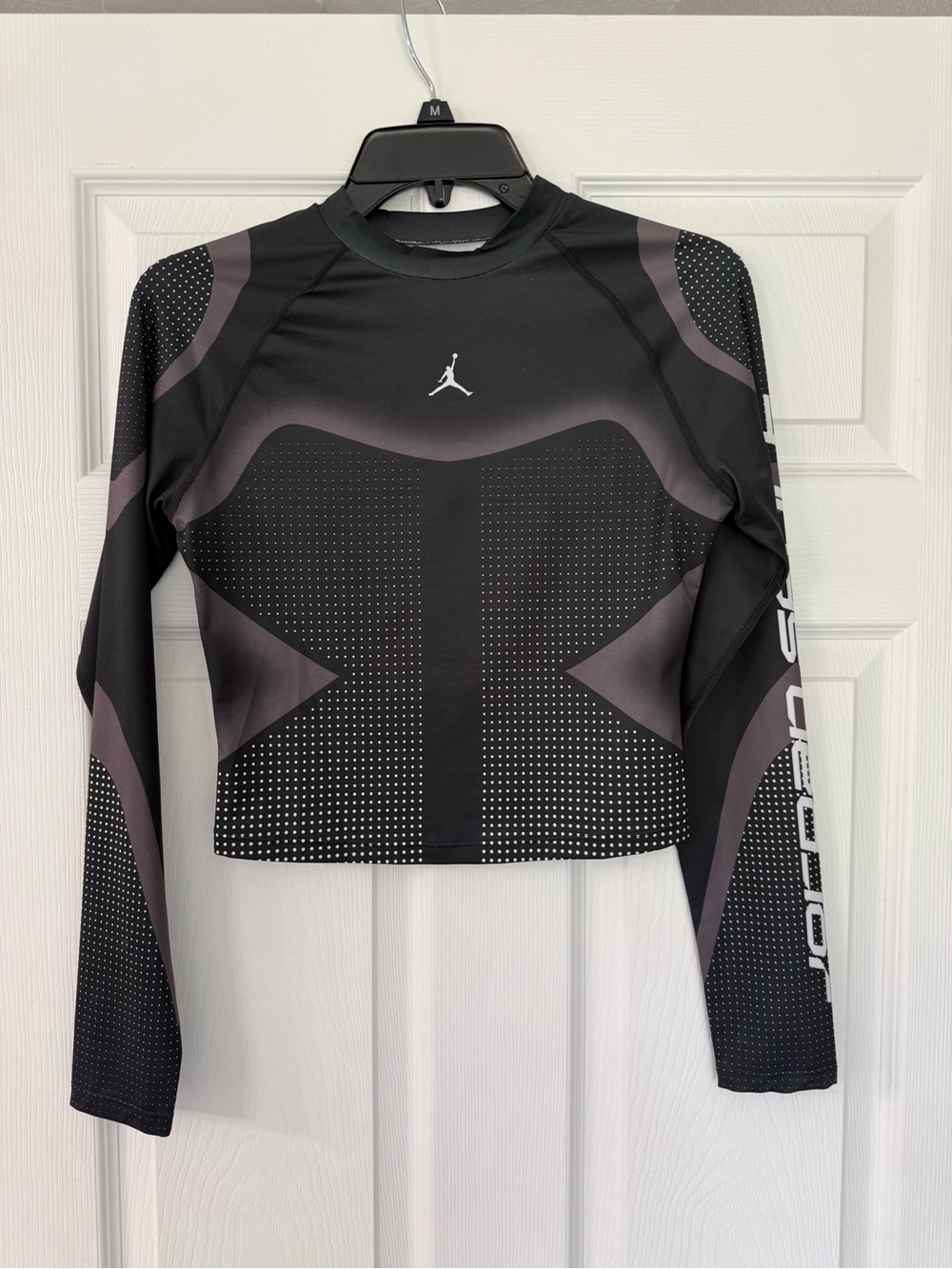 Nike Black and Gray Long-Sleeve Performance Crop Top
